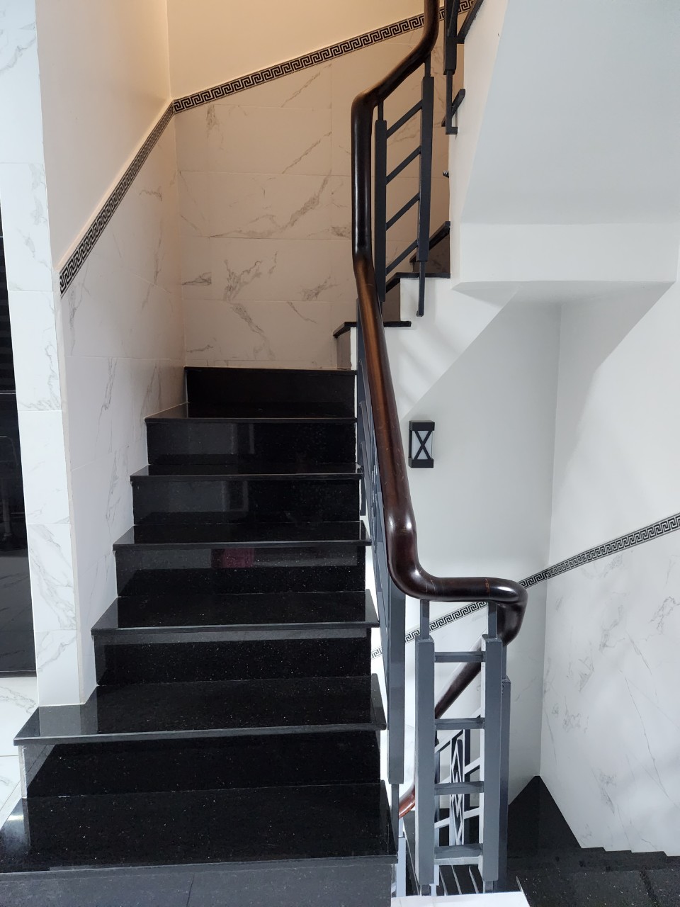 Bán nhà Bình Phú đối diện công viên P10 Q6 - 3x10m