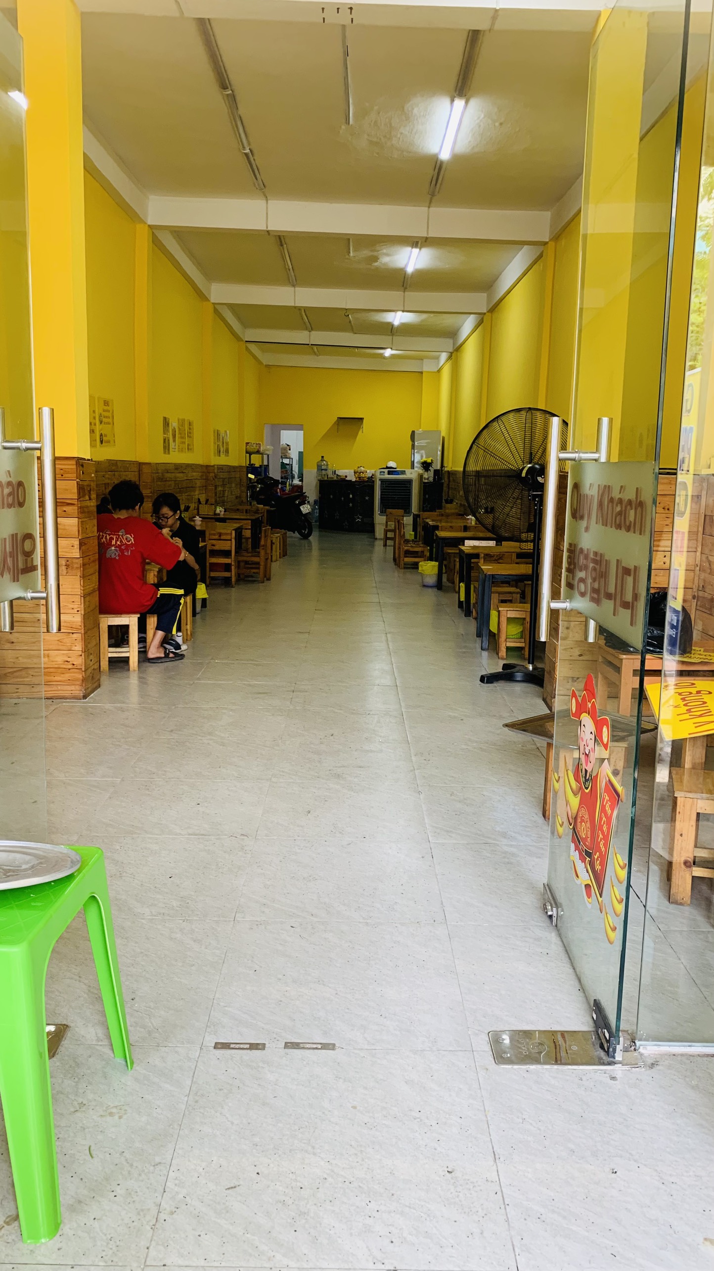 Bán nhà mặt tiền kinh doanh Nguyễn Văn Luông Quận 6 gần trường học