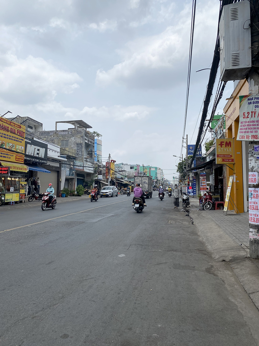 Cho thuê nhà mặt tiền kinh doanh Hậu Giang , gần khu Bình Phú