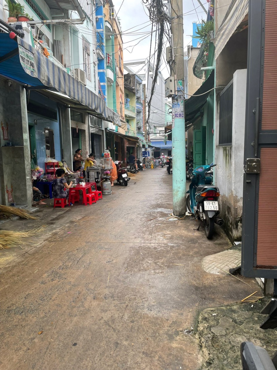 Bán nhà gần chợ Bình Tiên