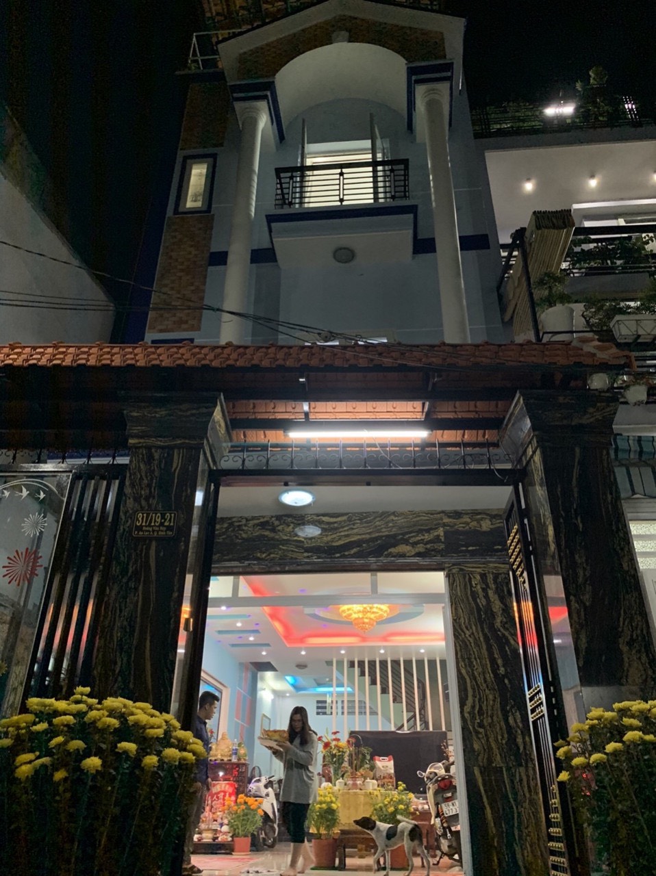 Bán Nhà Đẹp Đường Xe Tải Ngay Vòng Xoay Mũi Tàu - 5.25 x 17.05m