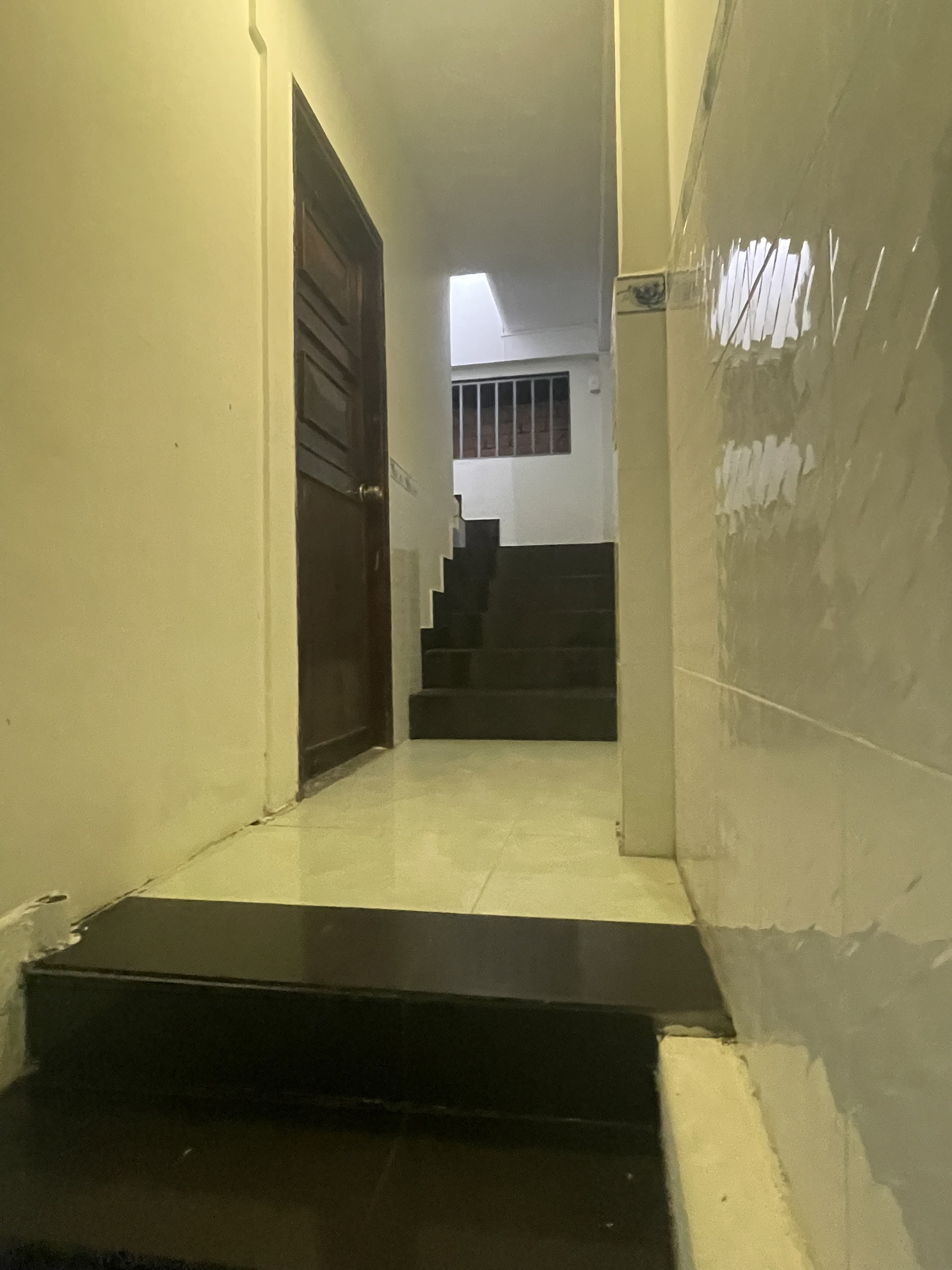 Bán Nhà 2 Lầu Hẻm 1/ Gần Mặt Tiền Văn Thân P8 Q6 - 4.1x18.15m