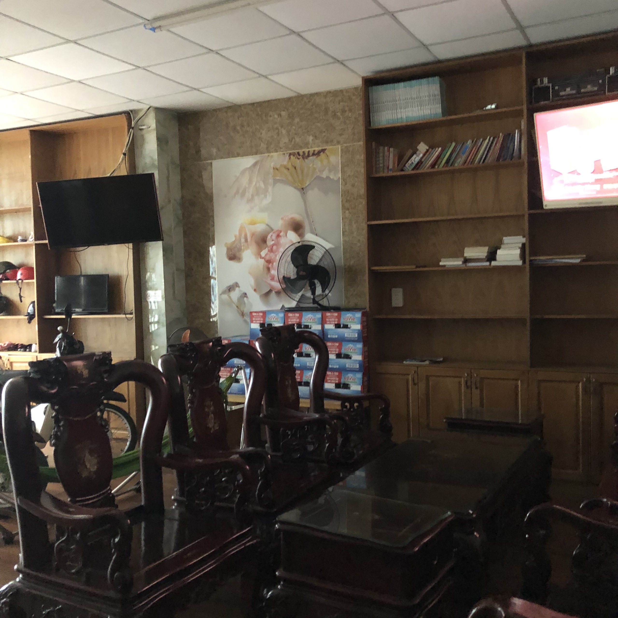 Bán nhà mặt tiền gần chợ Minh Phụng Cây Gõ