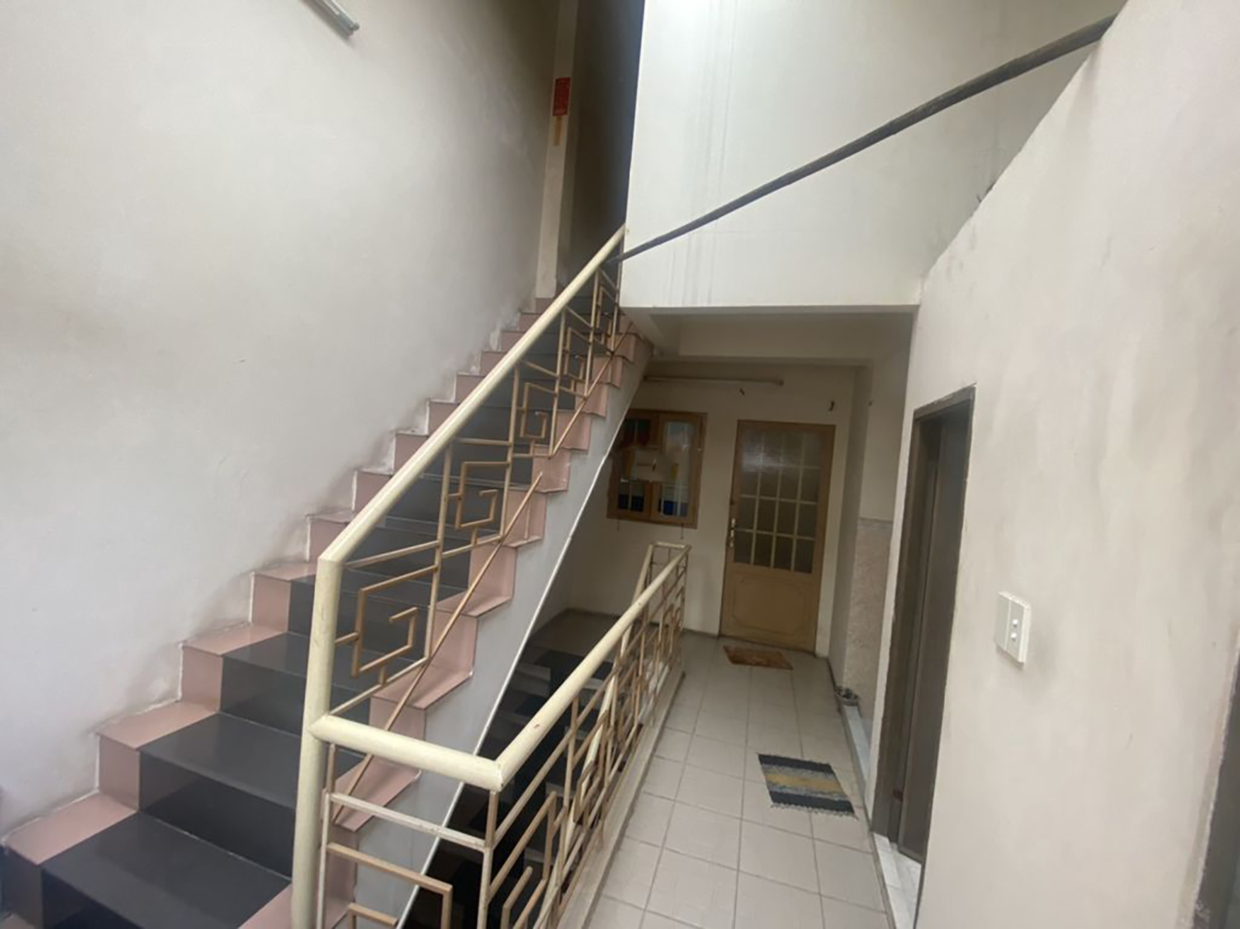 Bán nhà 3.88x 26.68m mặt tiền kinh doanh - Gần chợ Bình Tây