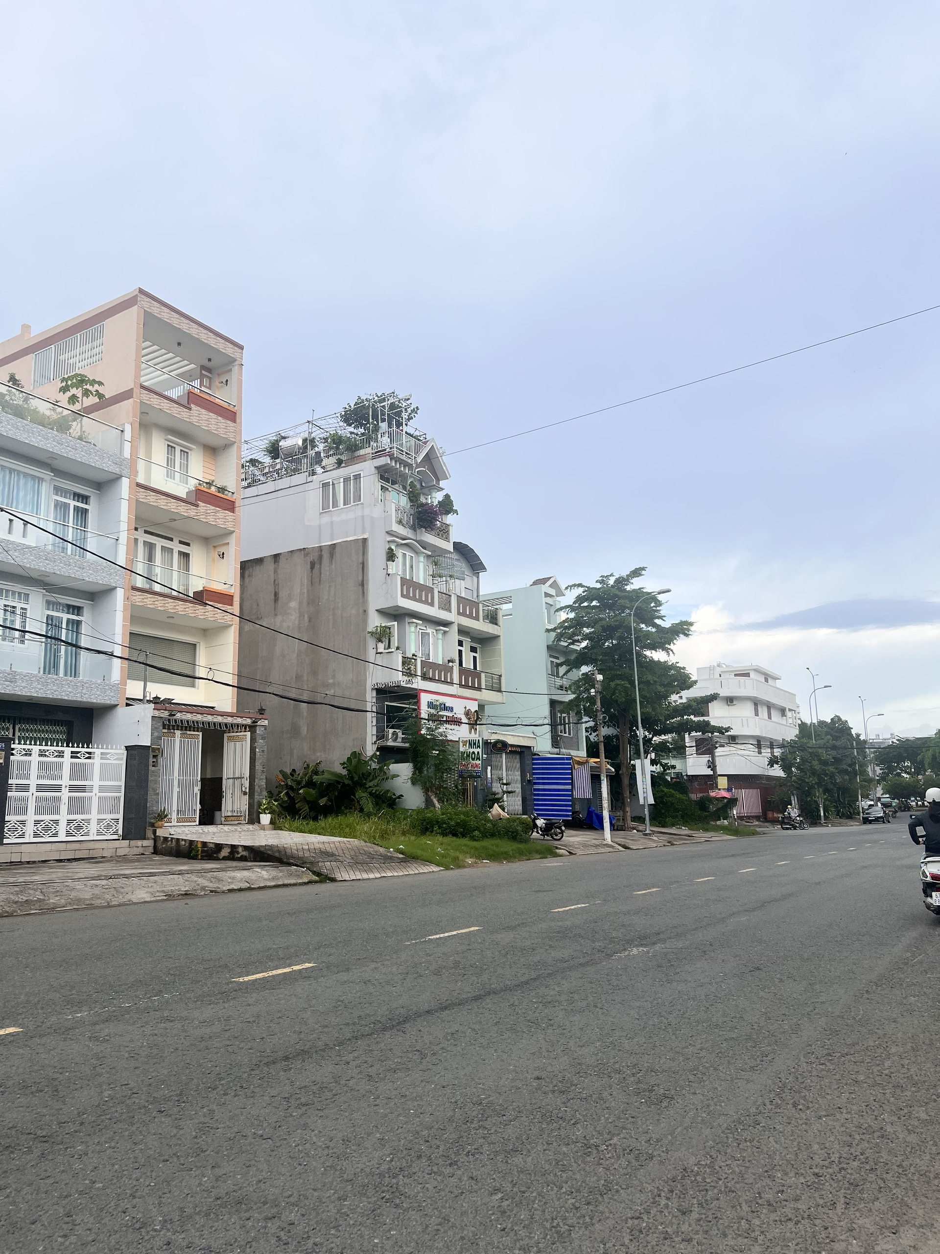 Bán Nhà Đường Kinh Doanh 20m Lê Cơ - An Lạc, Bình Tân - 4.5x20m