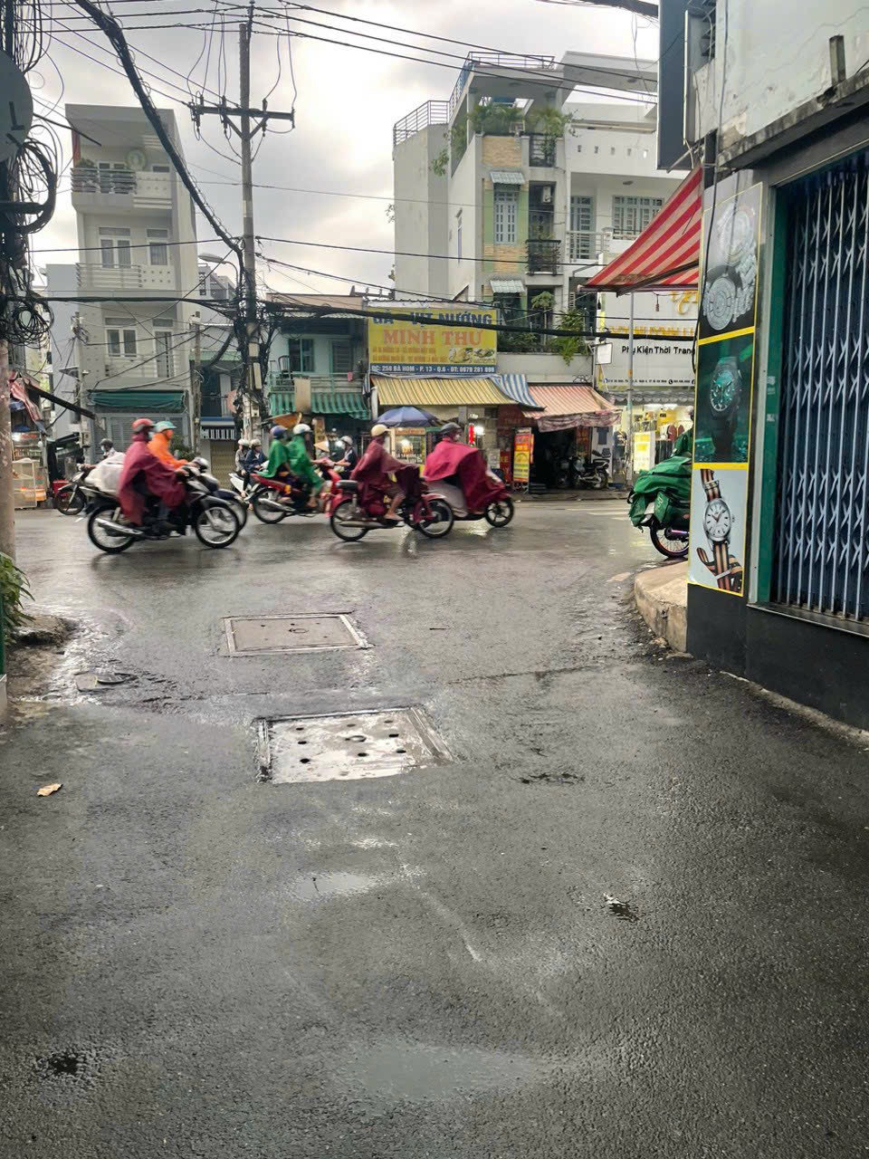 Bán nhà hẻm 4m Bà Hom, cách mặt tiền 20m P.13 Q.6