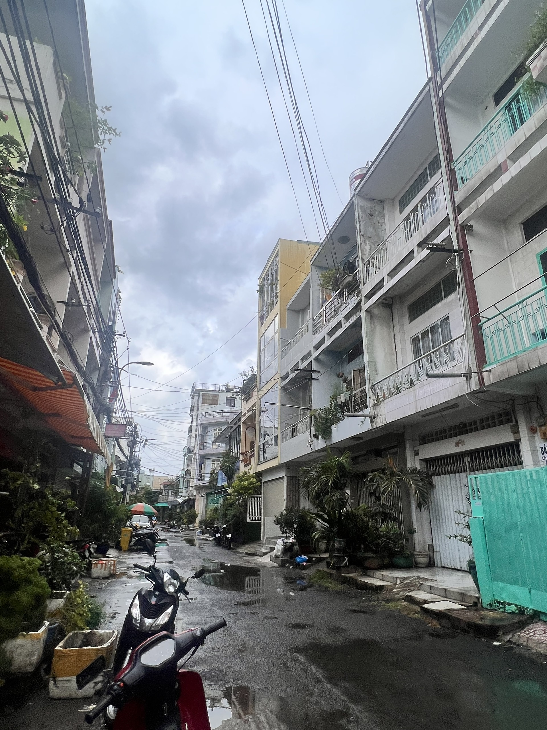 Bán Nhà Hẻm Gần mặt tiền Hồng Bàng P1 Q11 - 4x16m - 1 trệt 3 lầu