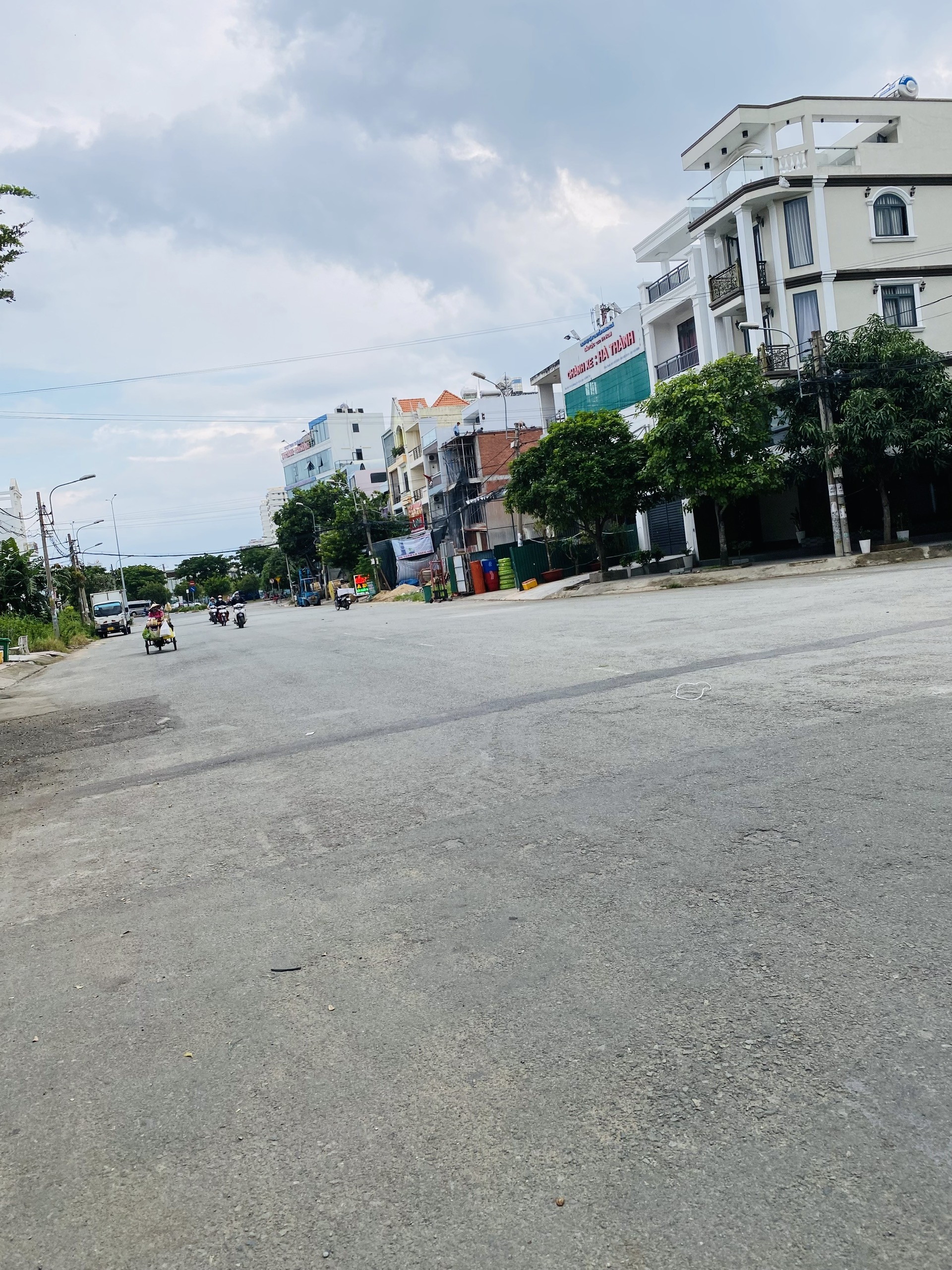 Bán nhà mặt tiền kinh doanh khu dân cư Nam Hùng Vương