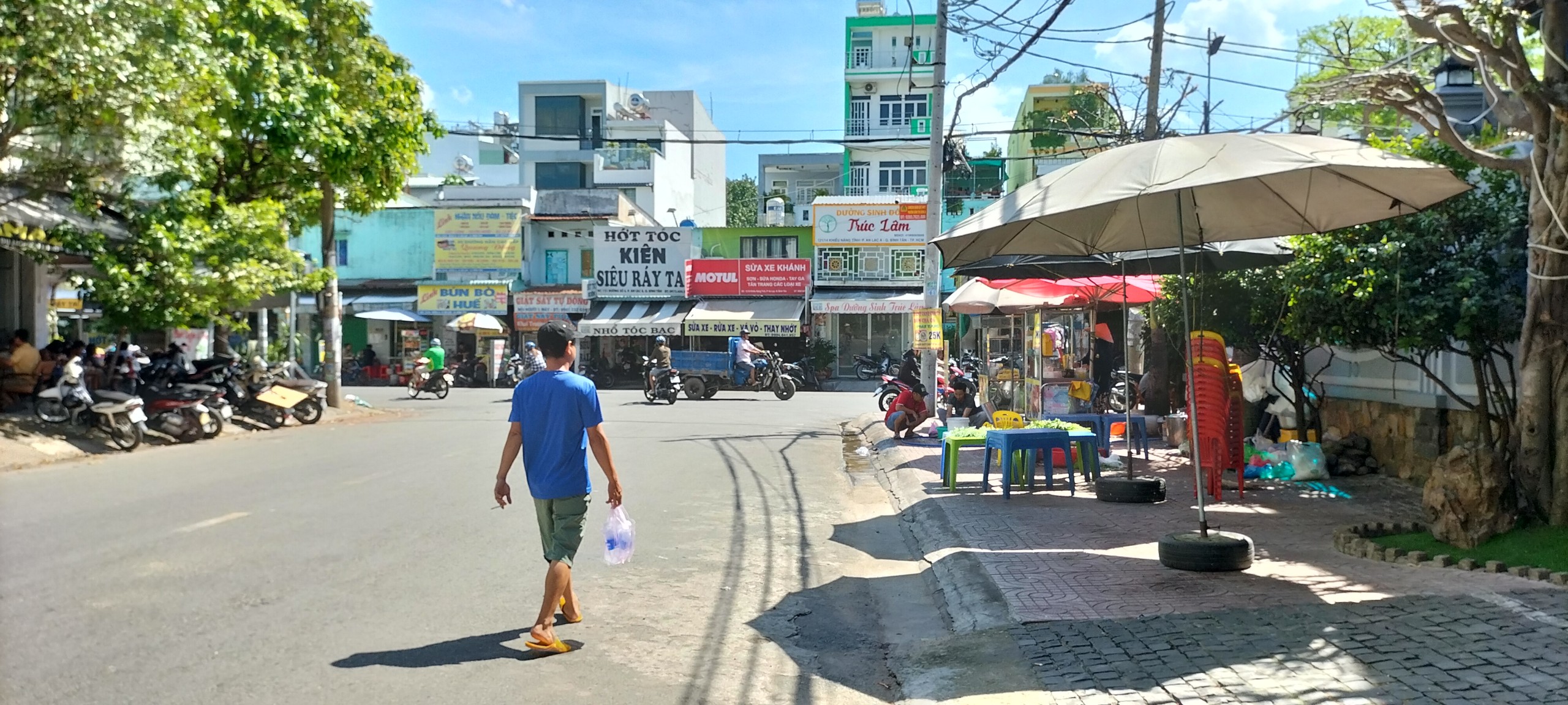 Bán nhà đường Kinh Doanh Khu Tên Lửa - 11 x 12m