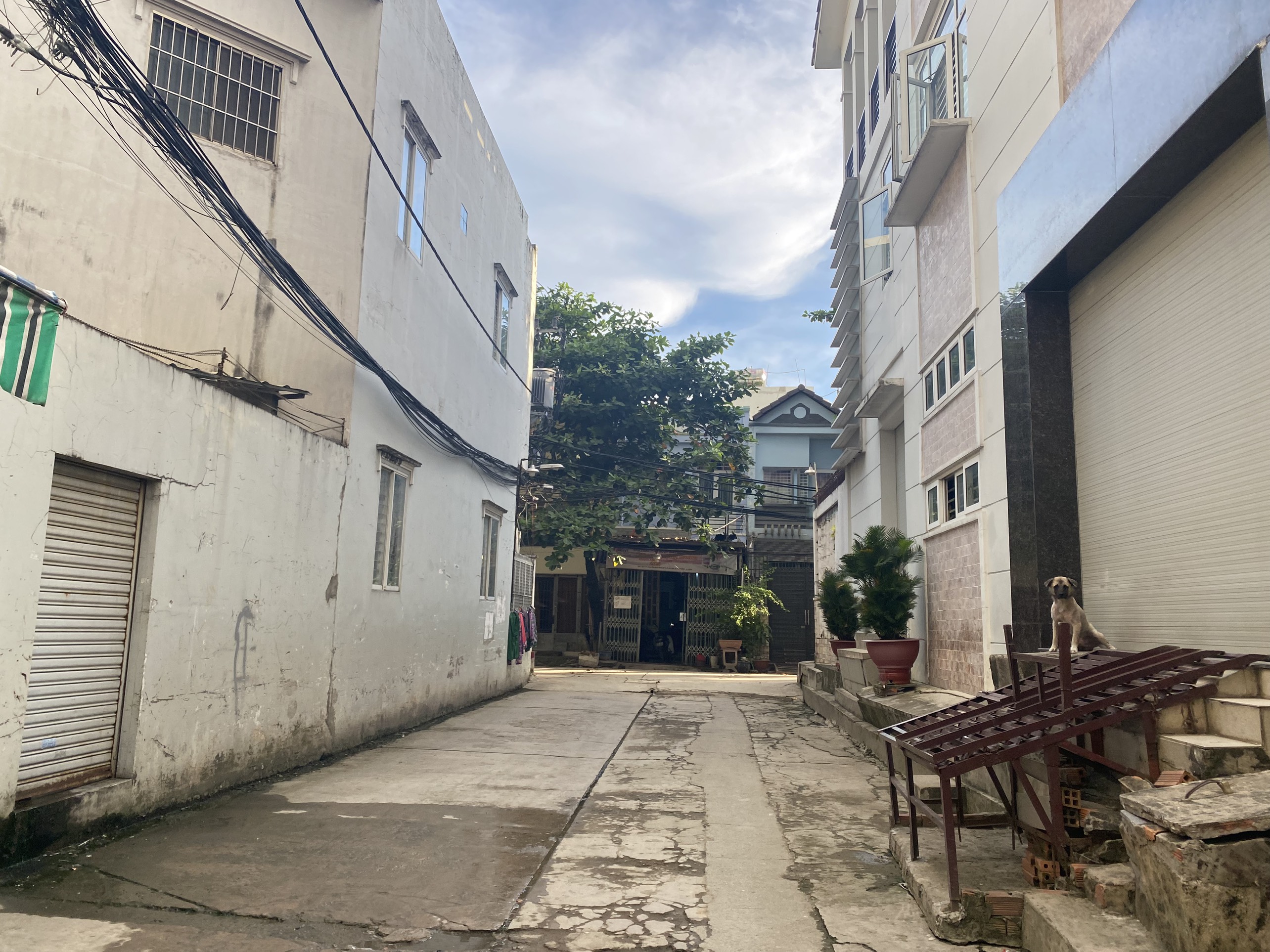 Bán nhà tiện xây mới khu Nguyễn Quý Yêm , gần khu Bình Phú