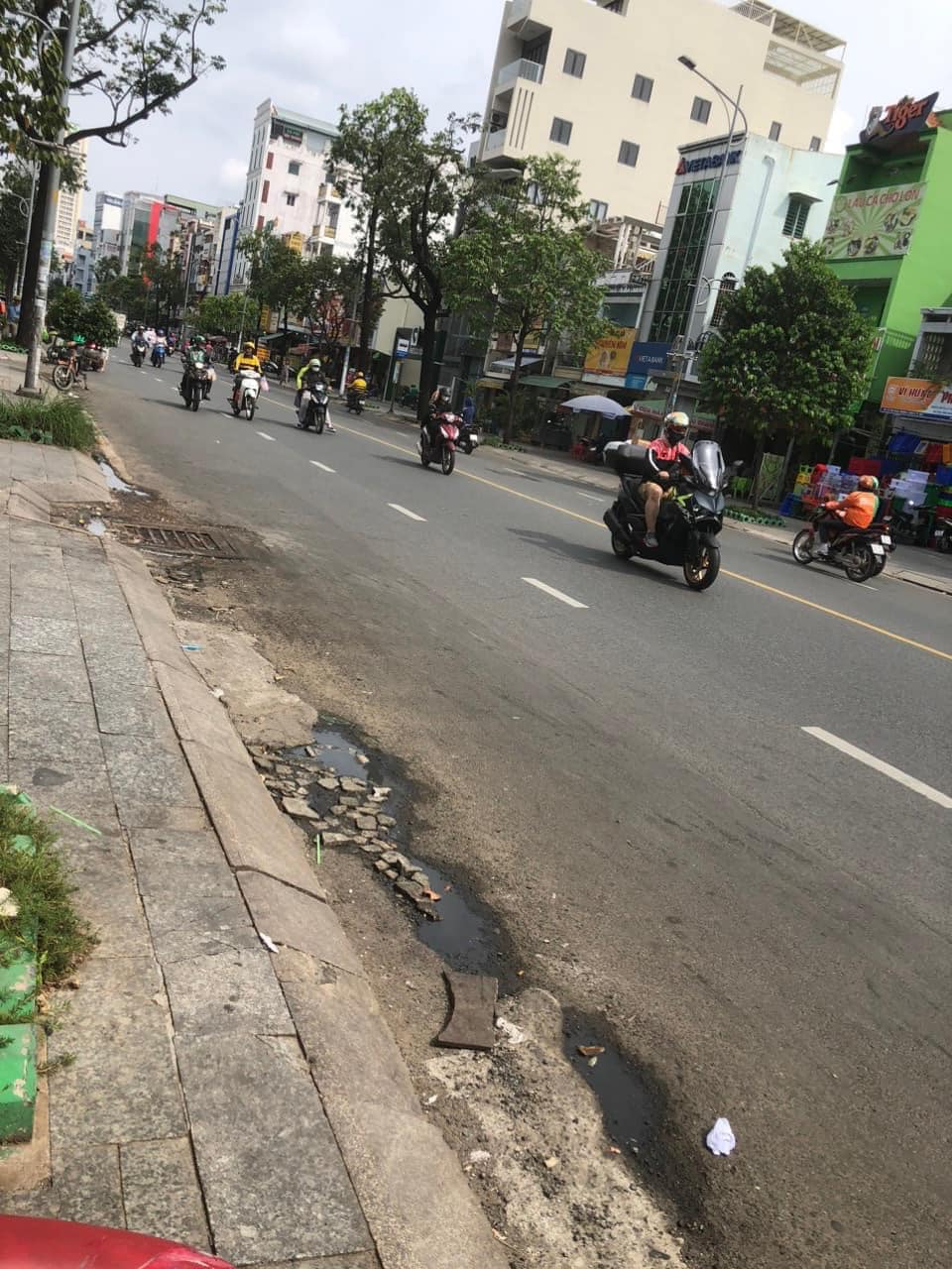 Bán nhà mặt tiền kinh doanh 20m Hậu Giang Quận 6 - Gần Chợ Lớn