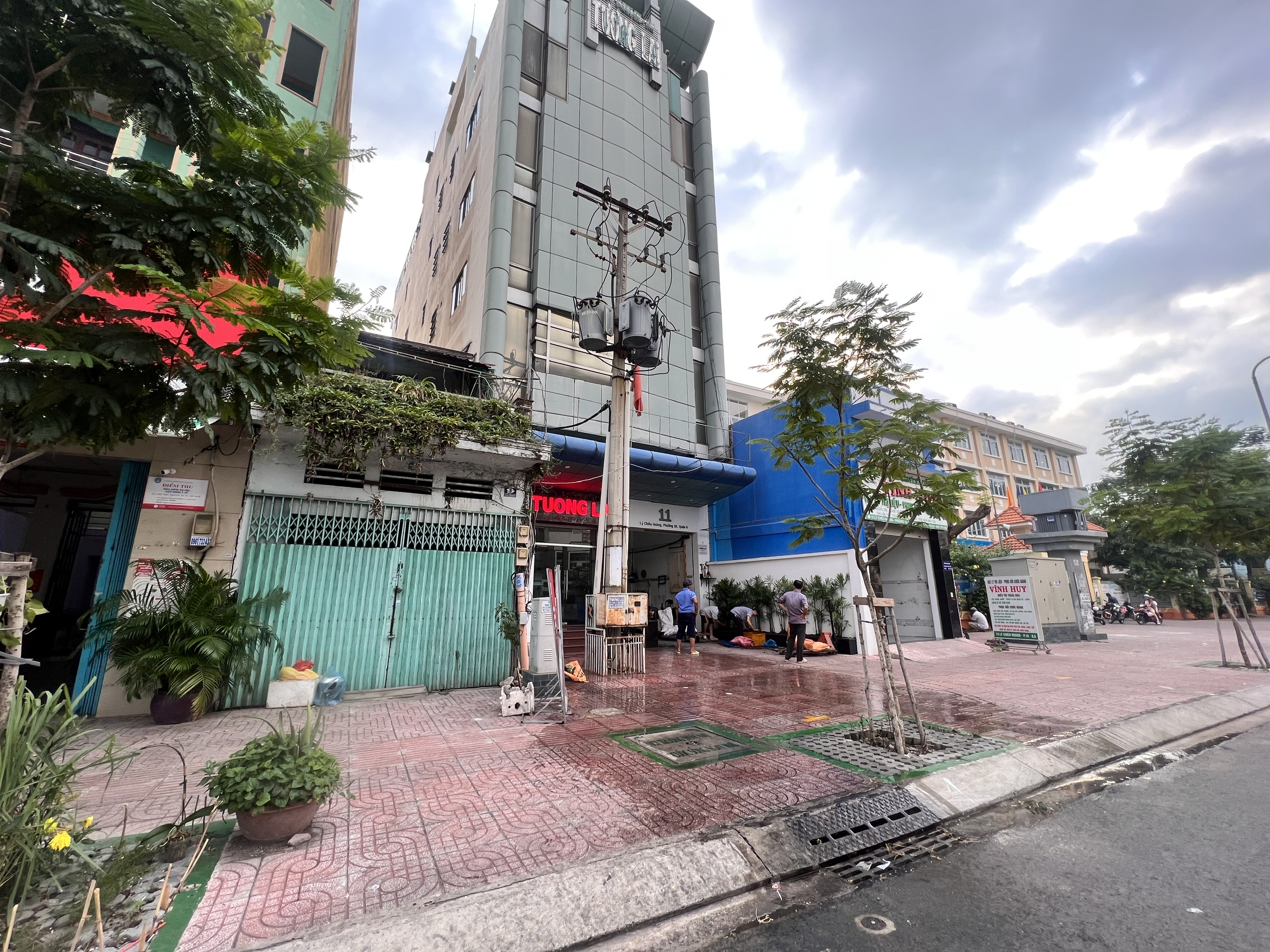 Bán Nhà Mặt Tiền Kinh Doanh Lớn Gần X-Pose P10 Q6 - 4x43m