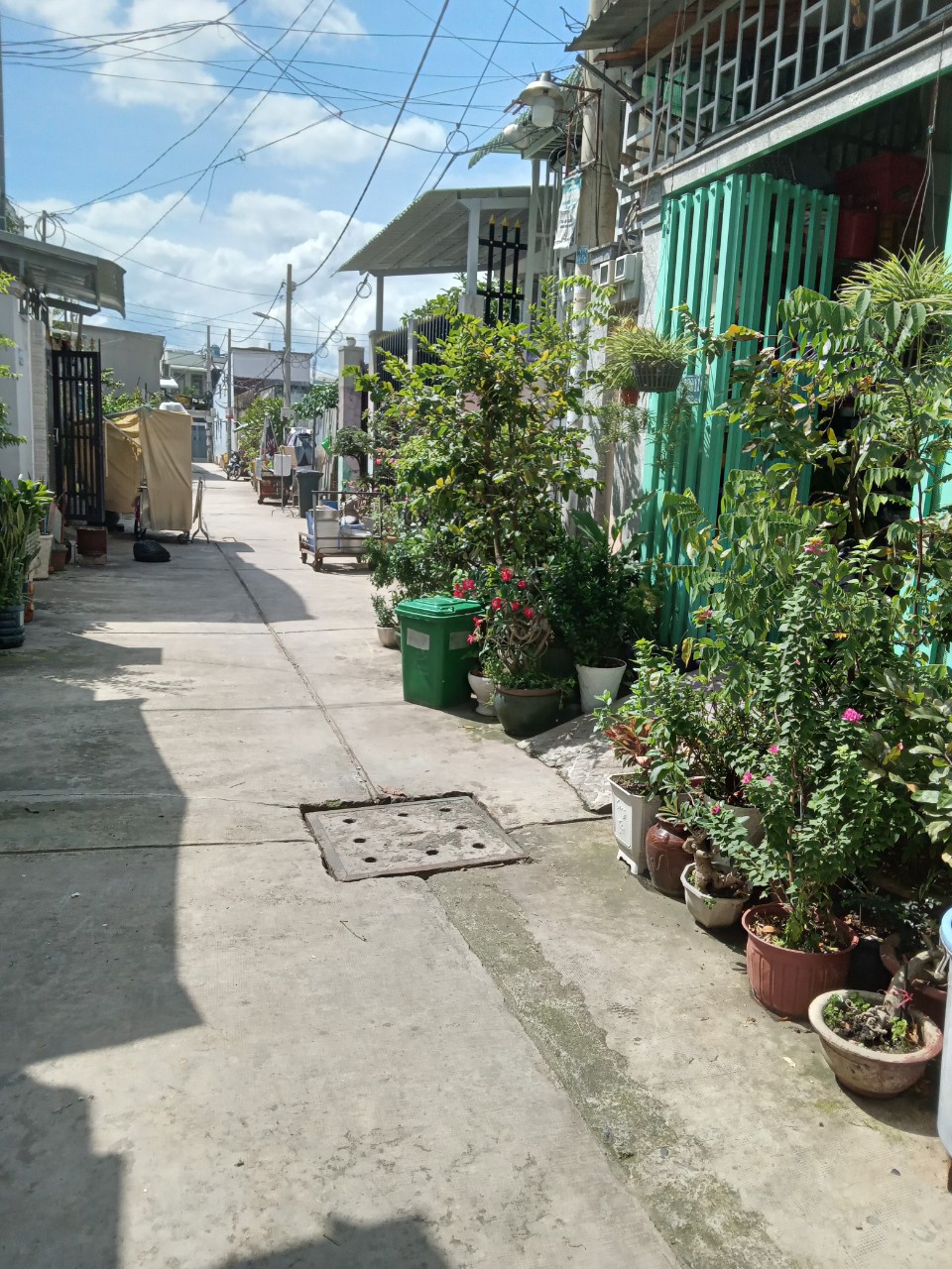 Bán nhà hẻm Đường Chiến Lược 8.5 Tỷ. DT: 5x18m, 2PN + 2WC