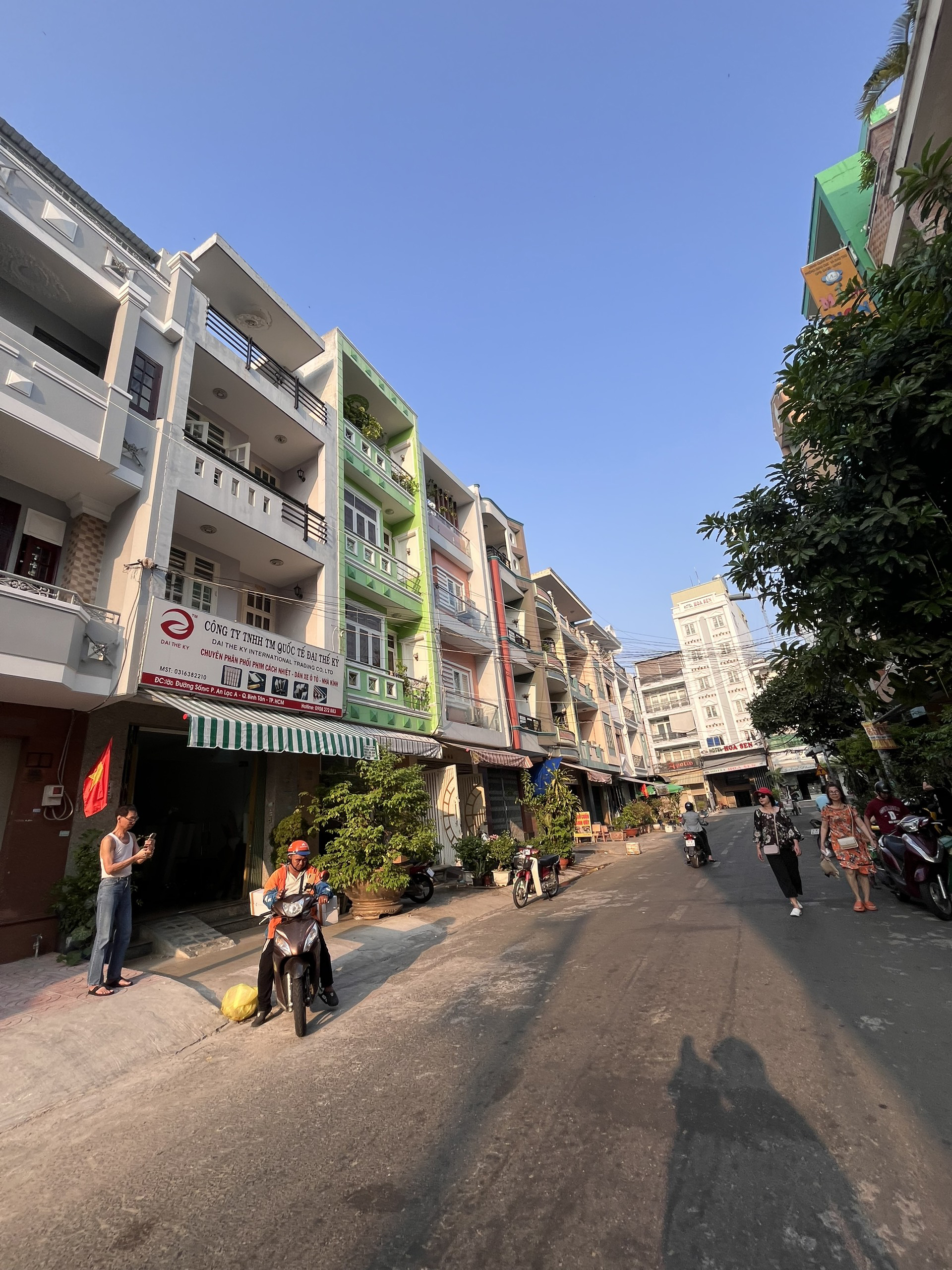 Bán nhà mặt tiền nội bộ Tên Lửa , gần Quận 6