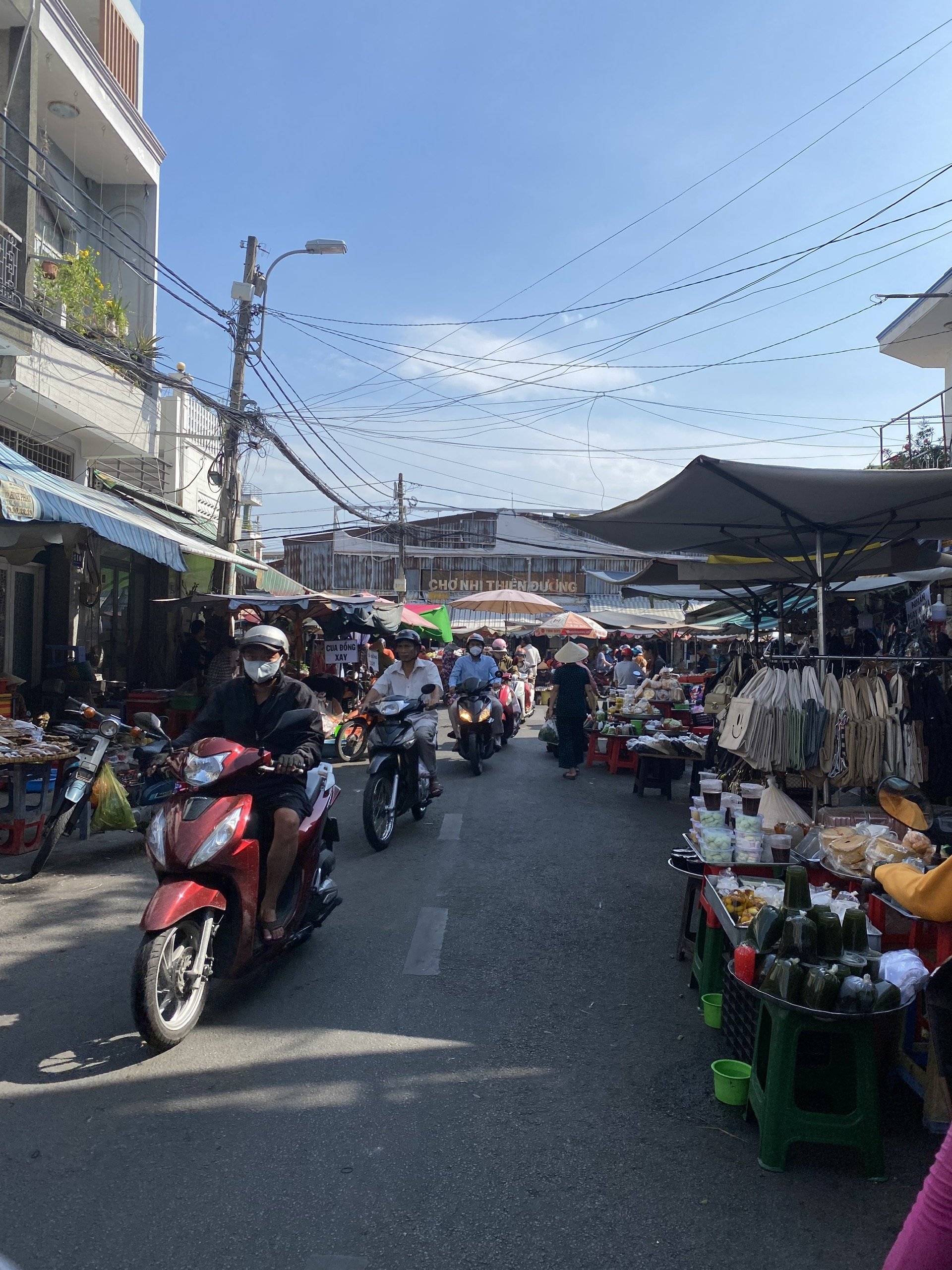 Bán nhà mặt tiền chợ Nhị Thiên Đường