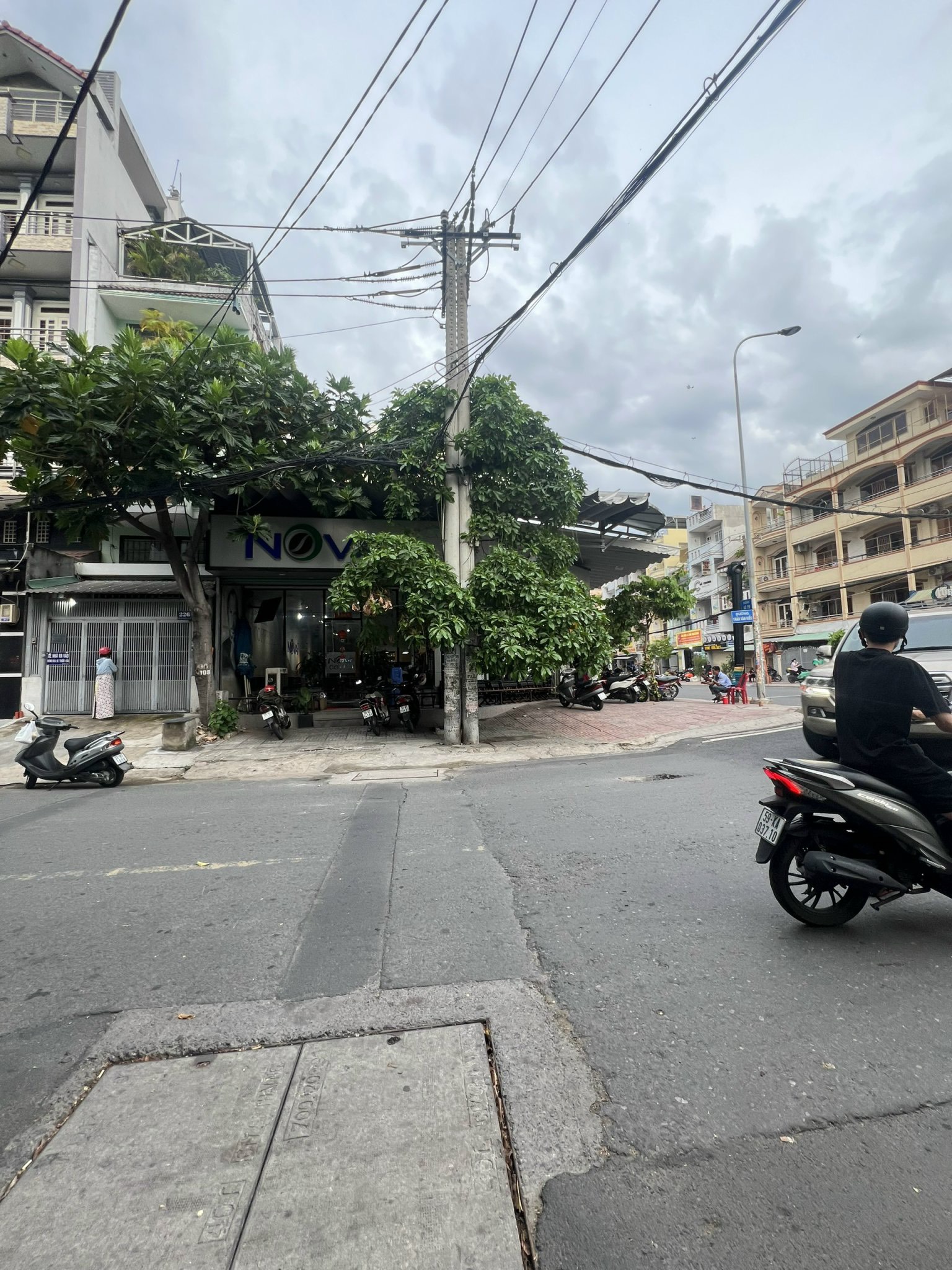 Bán căn góc mặt tiền kinh doanh khu Bình Phú