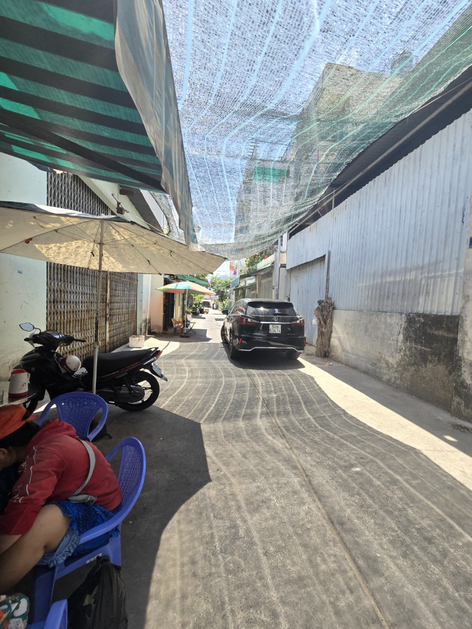 Hẻm nội bộ 6m - 16m x 16m - Bà Hom, P13, Q6 - Sát chợ Phú Lâm.