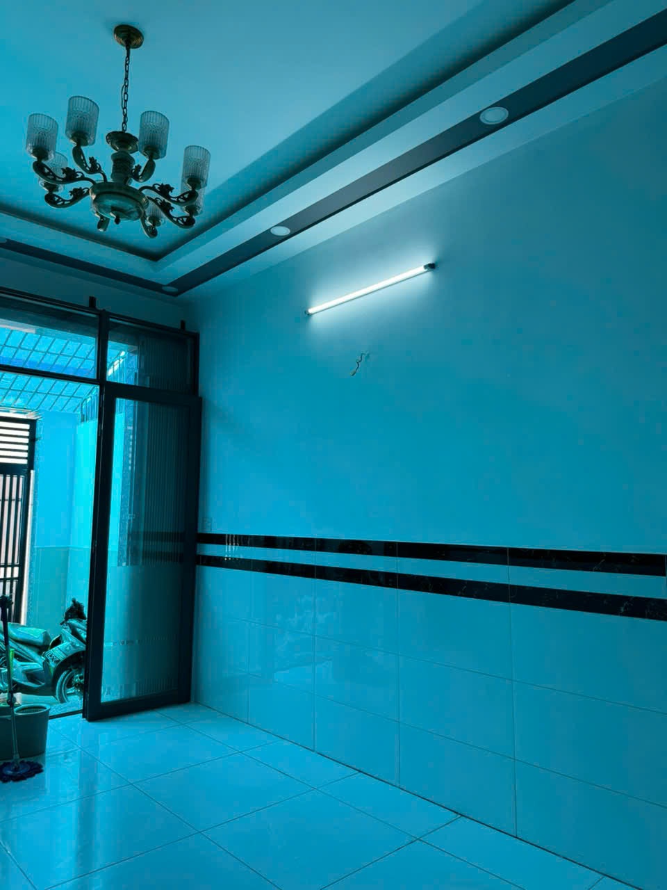 MTNB - KDC Nam Long - Hồ Học Lãm 4m x 16m - Nhà 2 lầu, Sân thượng - 4PN - 3WC.