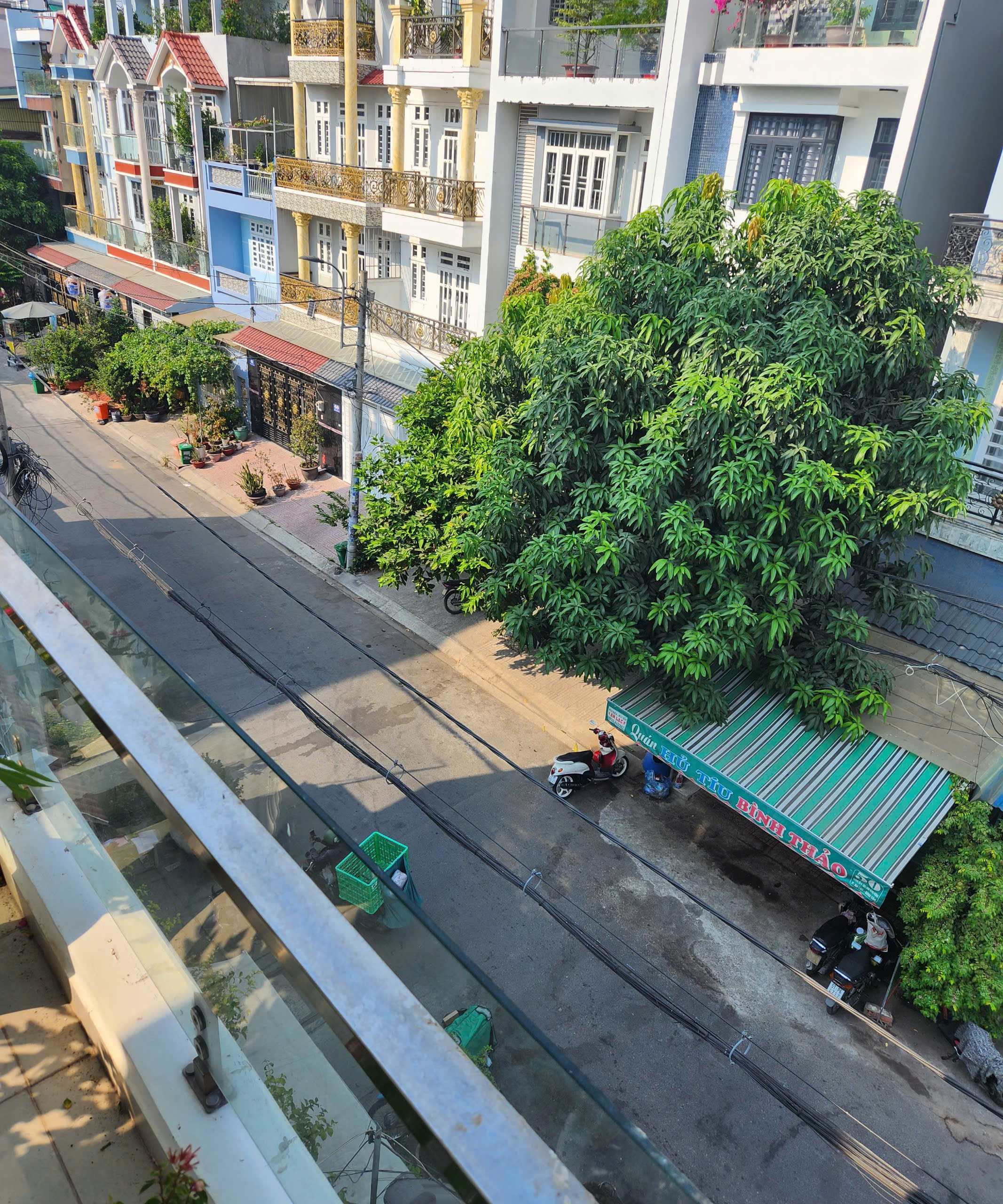 MTNB - 4m x 24m - KDC Nam Hùng Vương - An Lạc, Bình Tân - Nhà mới vào ở liền. 2 Lầu, 5PN 4WC.