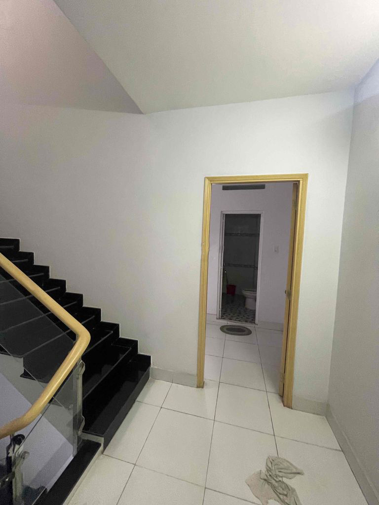 Bán nhà Bình Phú ngang 5m , gần chợ An Dương Vương