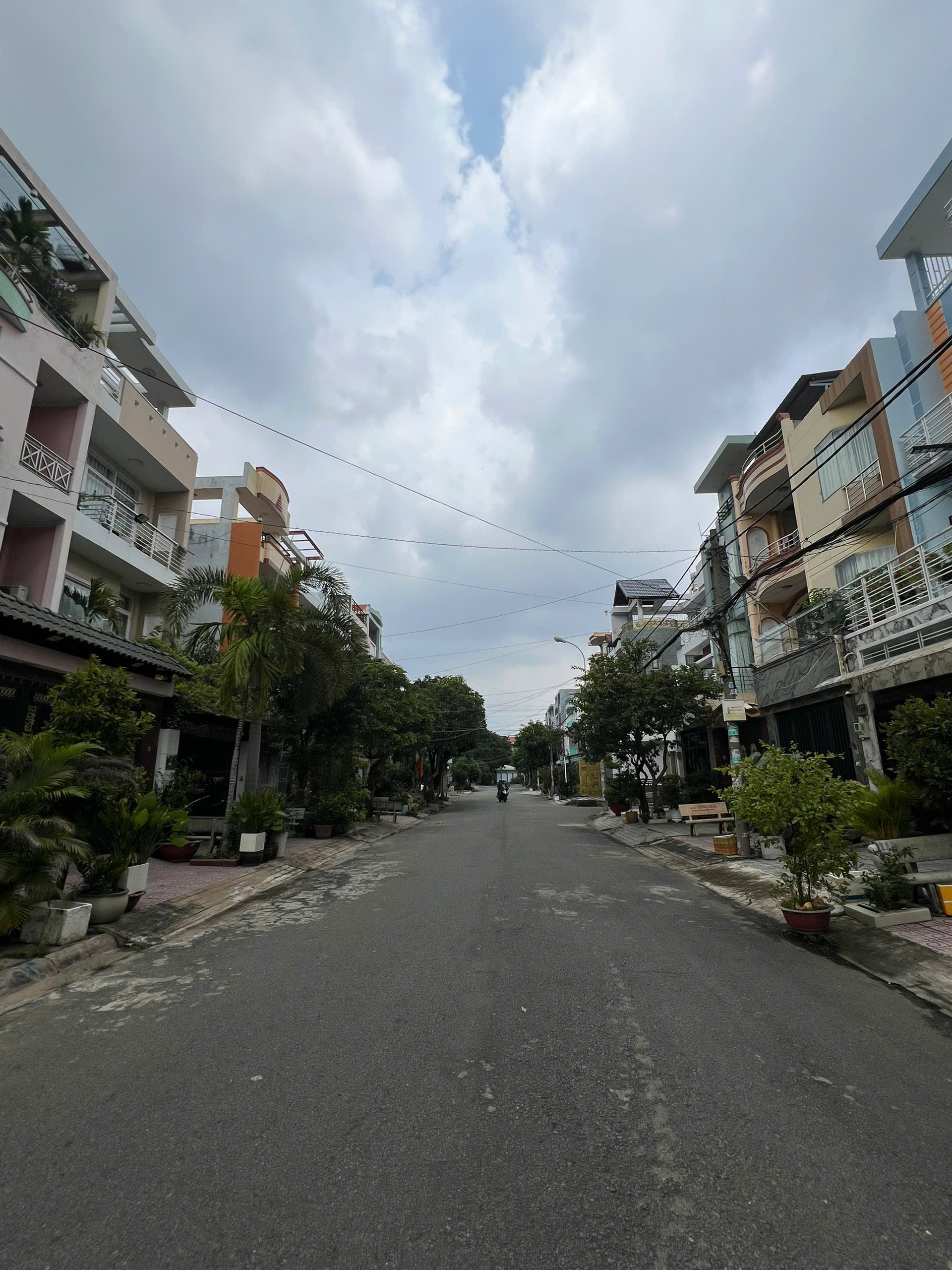 Bán nhà mặt tiền khu Tên Lửa , gần Aeon Bình tân