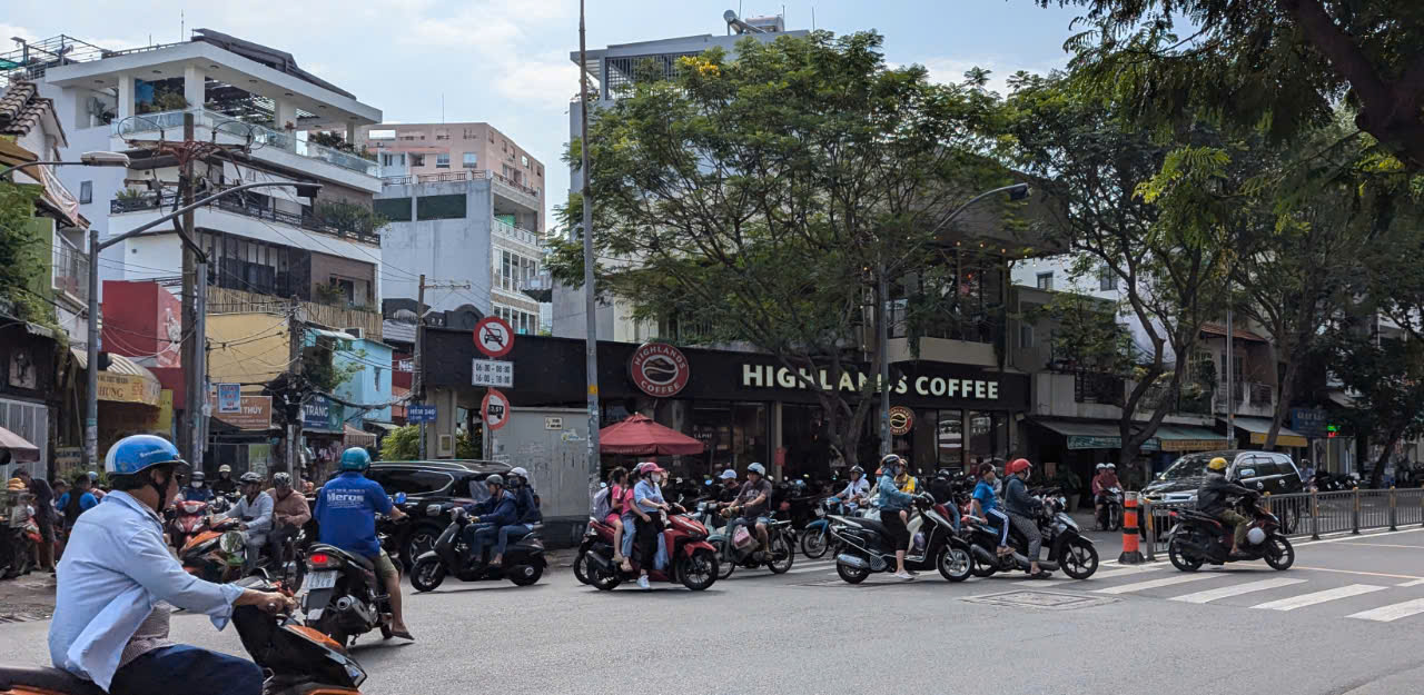 Bán nhà mặt tiền siêu kinh doanh Quận 6