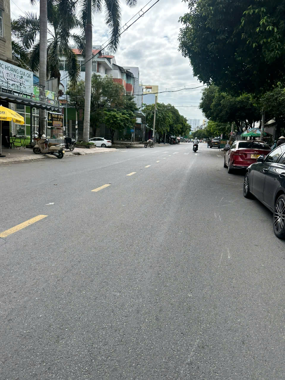 Bán nhà góc khu Bình phú