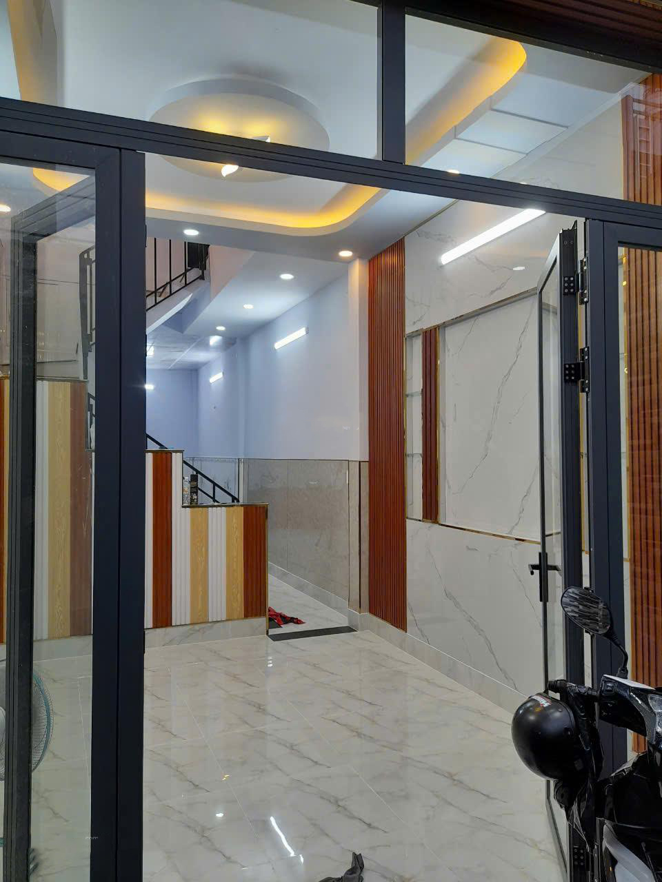 Bán nhà gần mặt tiền Hậu Giang