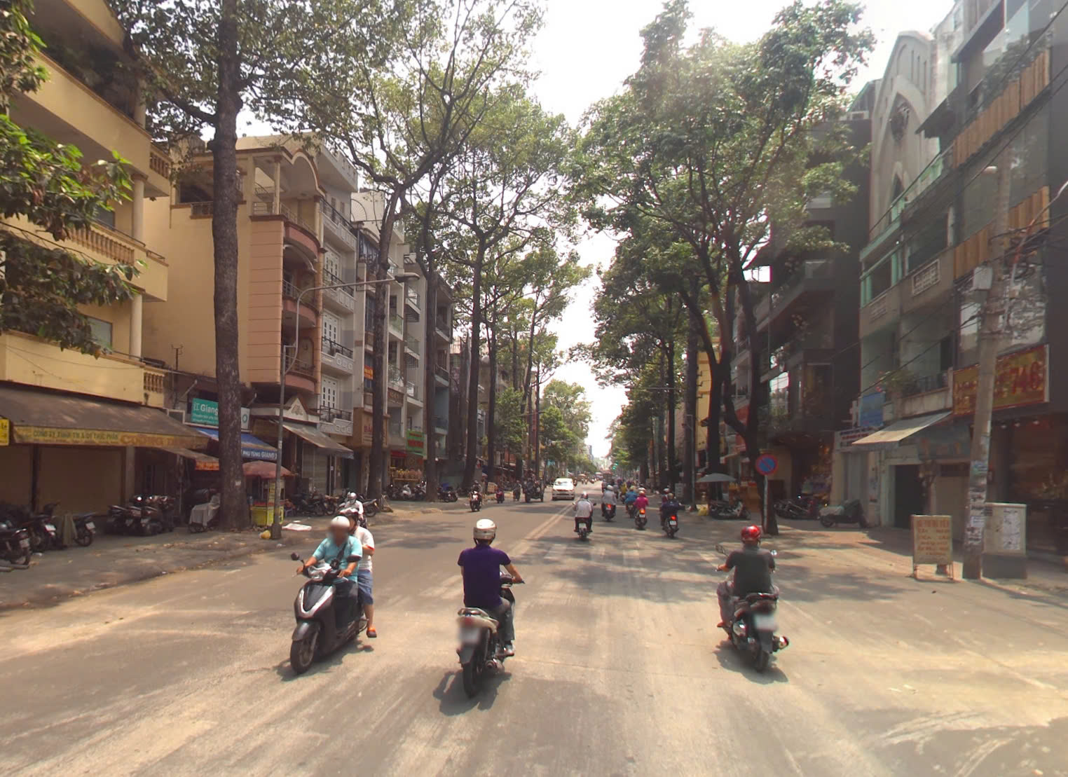 Bán nhà mặt tiền Nguyễn Chí Thanh