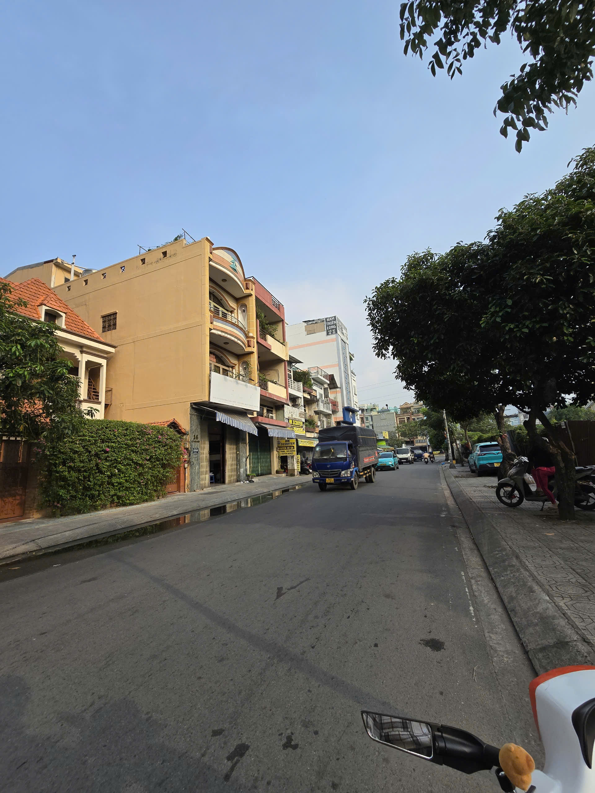 Bán nhà 4,58m x 25.22m 2 mặt tiền kinh doanh Quận 6 , đang cho thuê 45 triệu