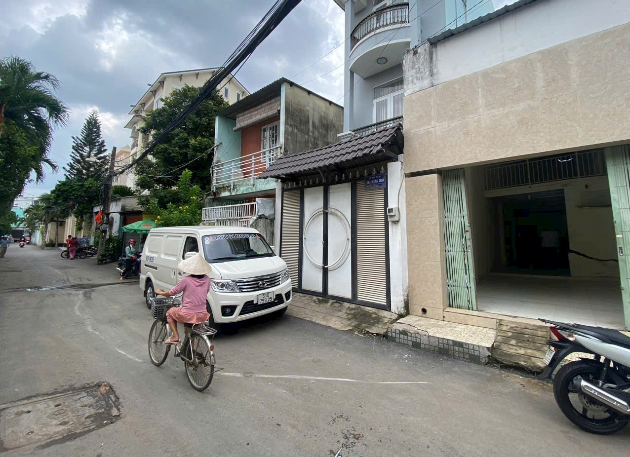 Bán nhà Hẻm Xe Tải 5m Lý Chiêu Hoàng P10 Q6 - 3.91 x 17.32m