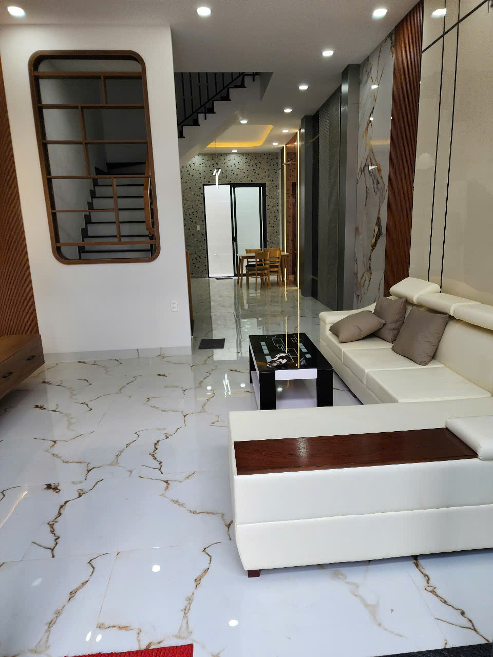 Hẻm oto - Bùi Tư Toàn, An Lạc, Bình Tân - 4m x 13.6m - 2 Lầu , Sân thượng, nhà mới 100% vào ở liền.