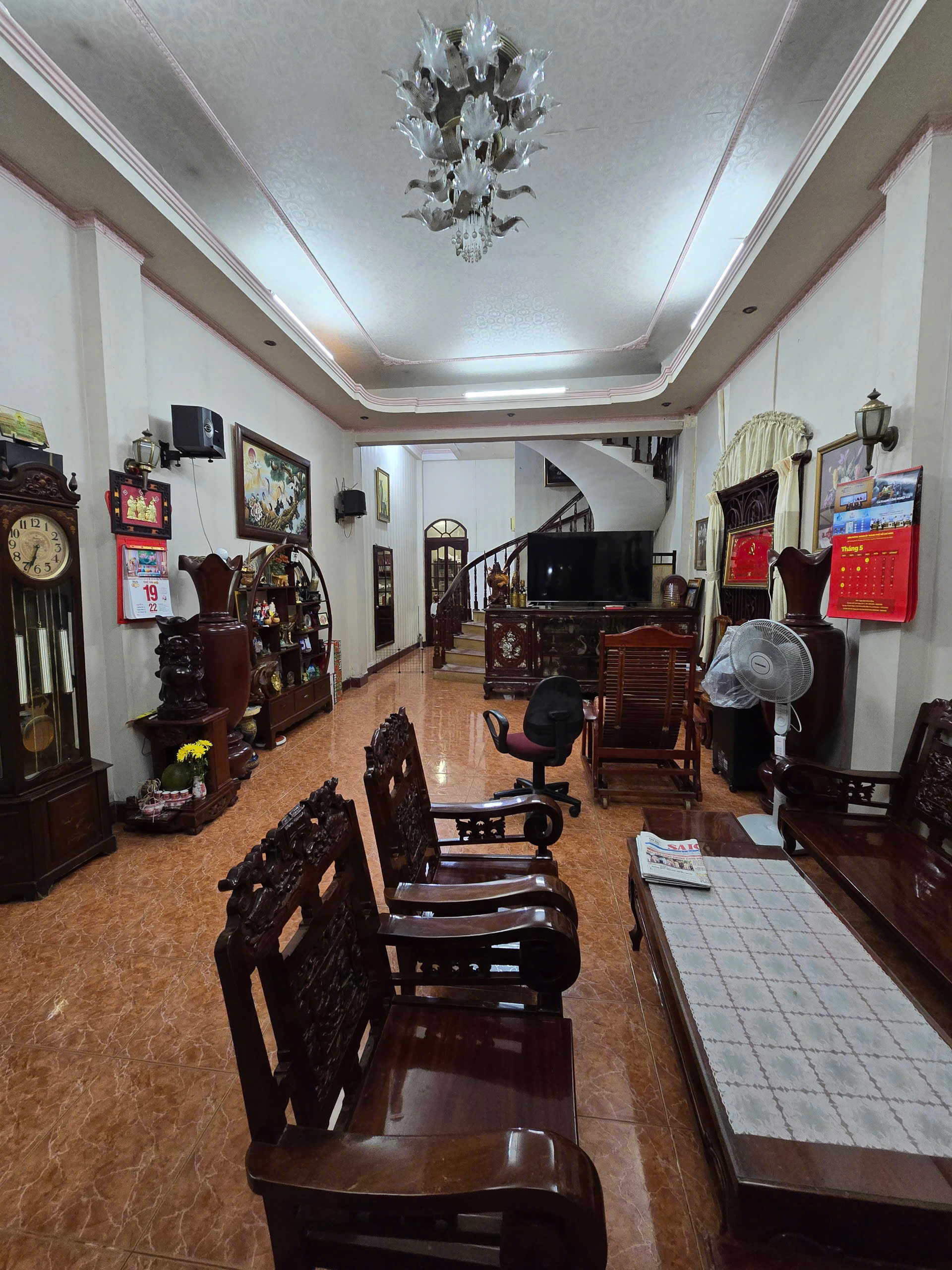 Bán nhà mặt tiền kinh doanh Chợ Lớn , khu Bình Phú