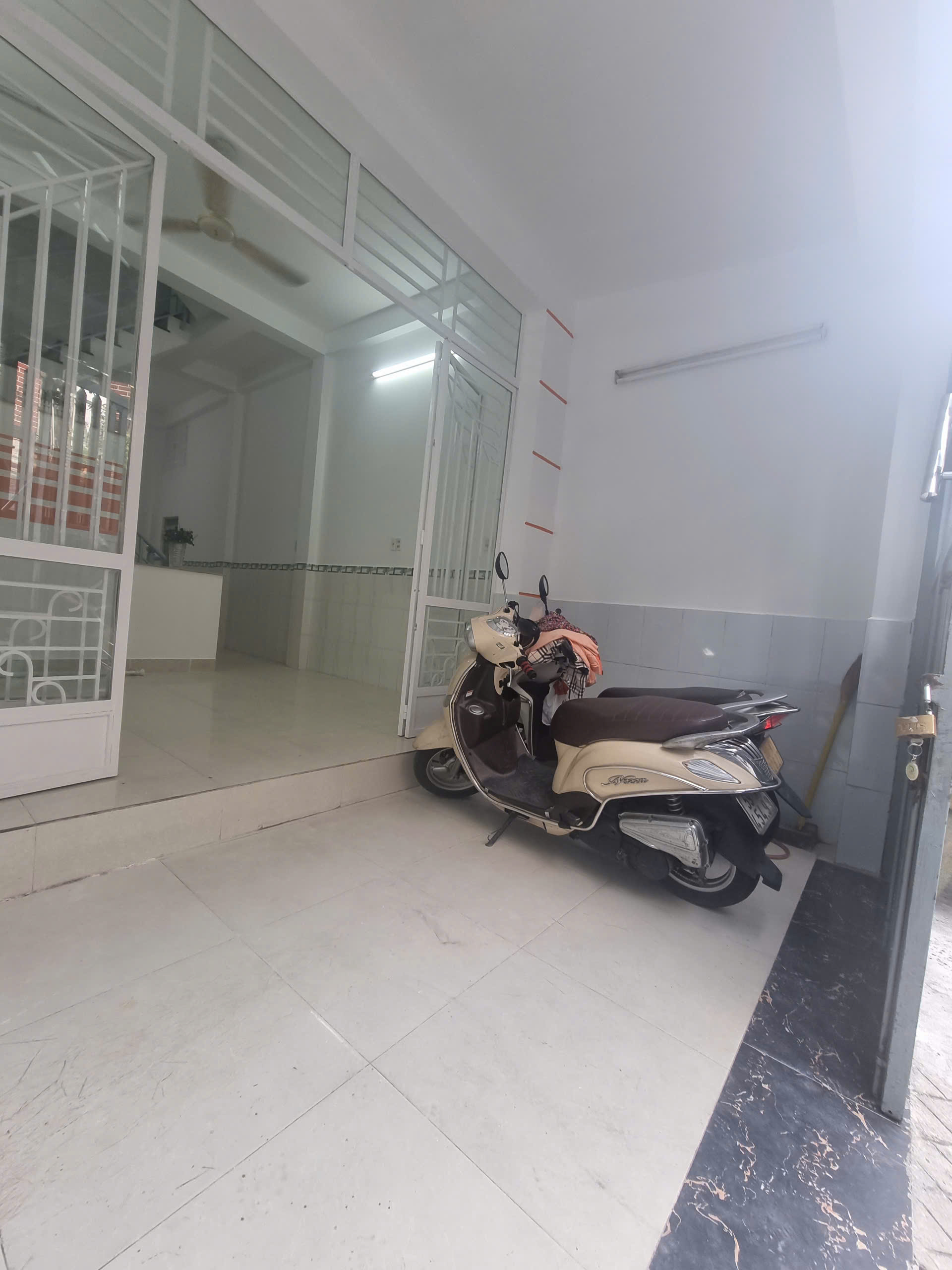 Bán nhà hẻm trong khu Tên Lửa , gần Aeon Bình Tân