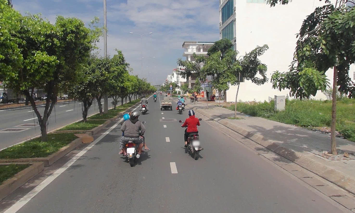 Bán đất mặt tiền kinh doanh Võ Văn Kiệt gần Quận 6