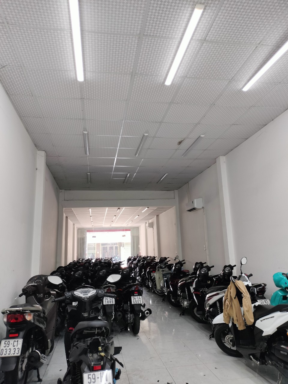 Bán nhà mặt tiền kinh doanh Tình Lộ 10