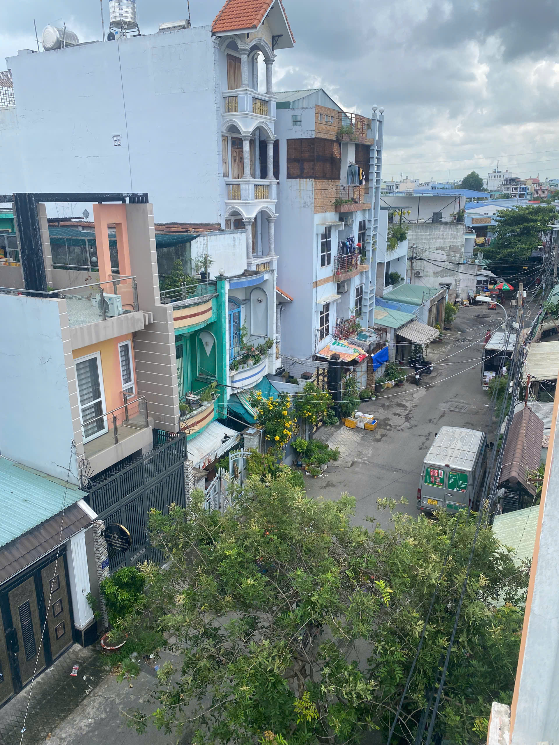 Bán nhà đường xe tải giáp khu Bình Phú quận 6