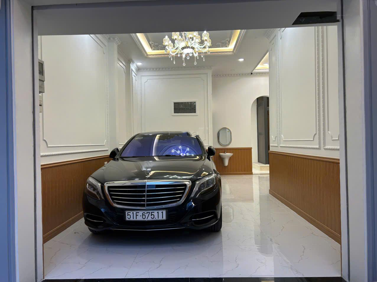 Bán Biệt Thự Mặt Tiền Đường 16m Bình Phú 1 - 12 x 19m