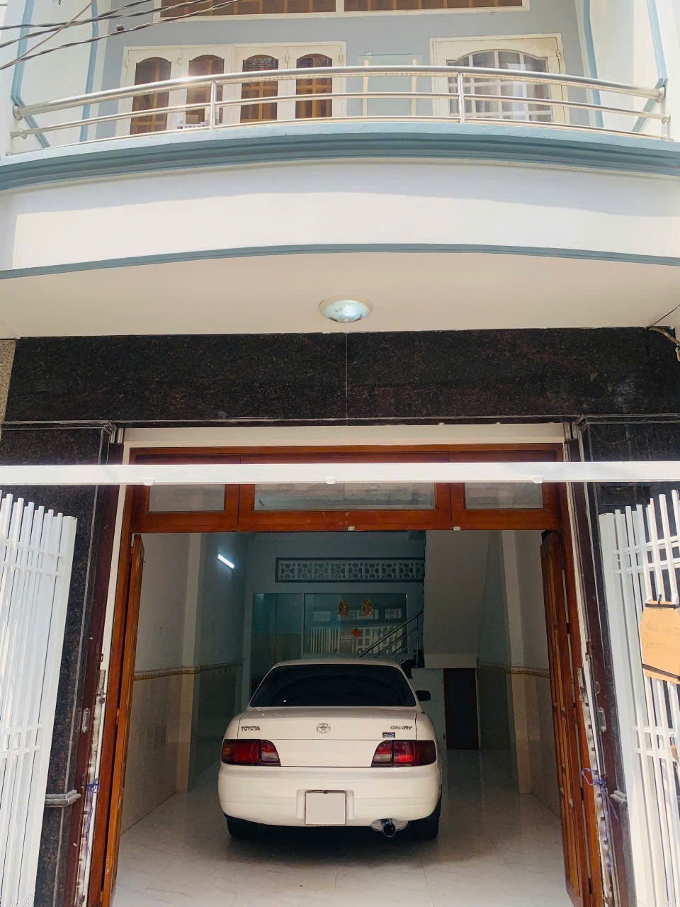 Hẻm 8m  - Oto nằm trong nhà. Lê Công Phép thông Lý Chiêu Hoàng - 4m x 12m - Nhà 1 lầu 2pn - 2wc -