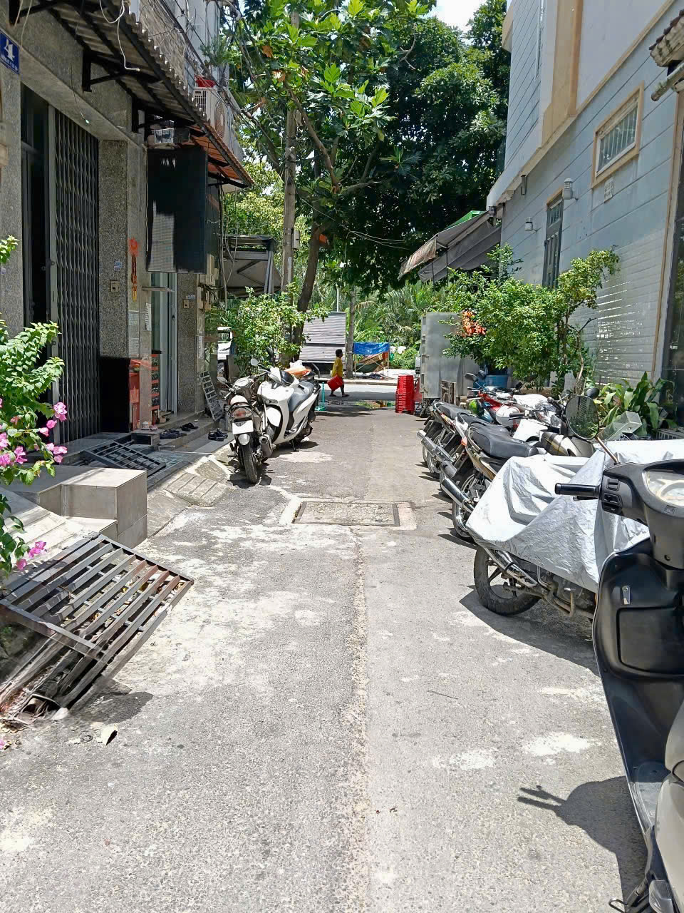 MTNB - Đường 5m - oto thông - KDC Bình Phú 2 - 4 tầng, nhà còn tốt vào ở liền