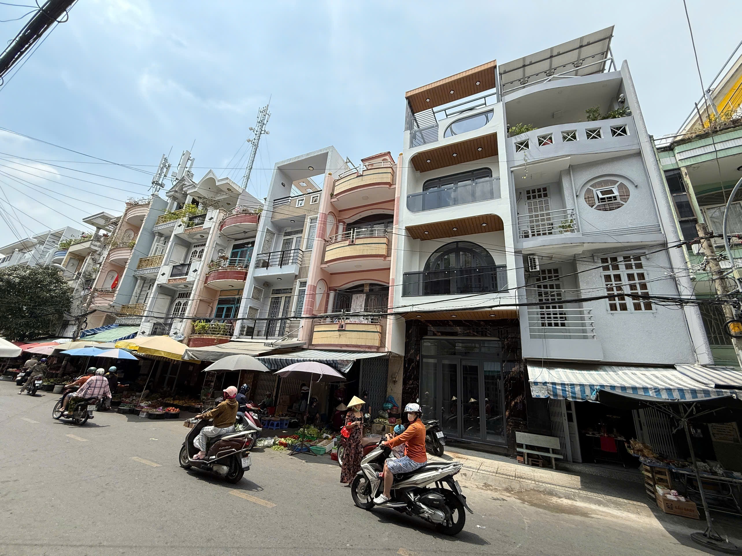 Bán nhà mặt tiền kinh doanh Quận 6- Trong khu Bình Phú